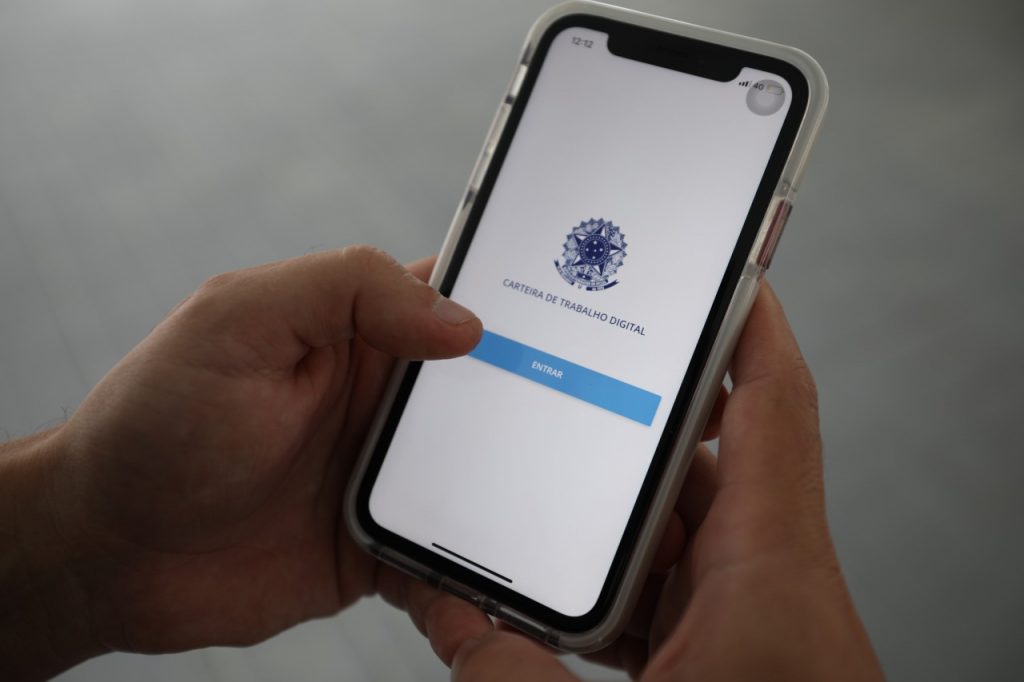 Carteira de Trabalho Digital - Foto: Lucas Silva/Secom